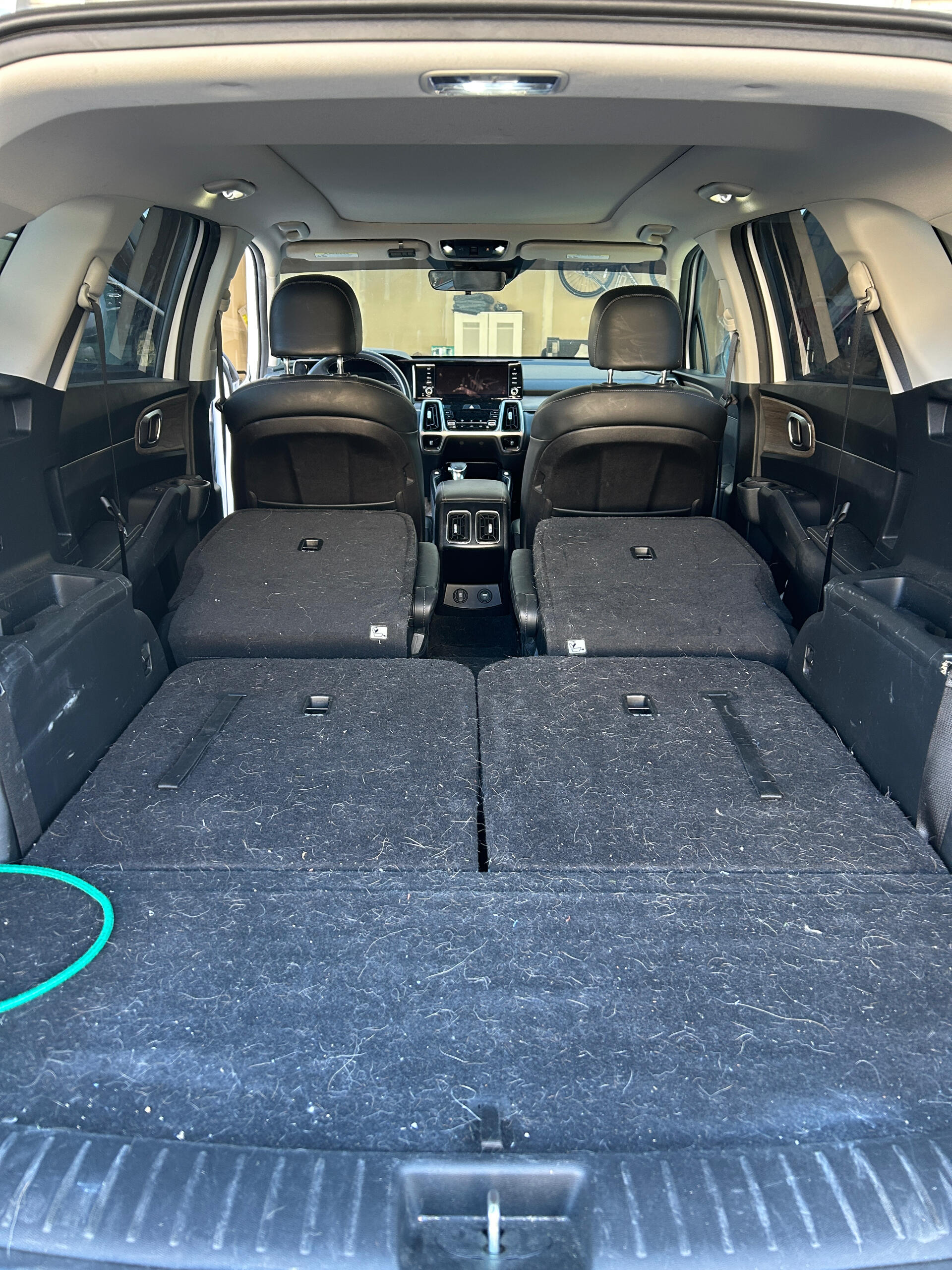 KIA Sorento Rear Before